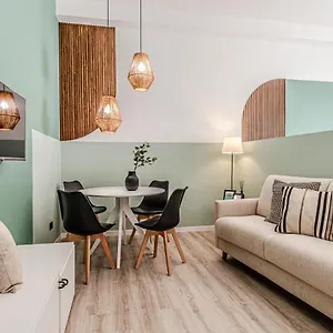 https://japandi-appartamento-zona-porto-mediceo-livorno.it-tuscanyhotel.com