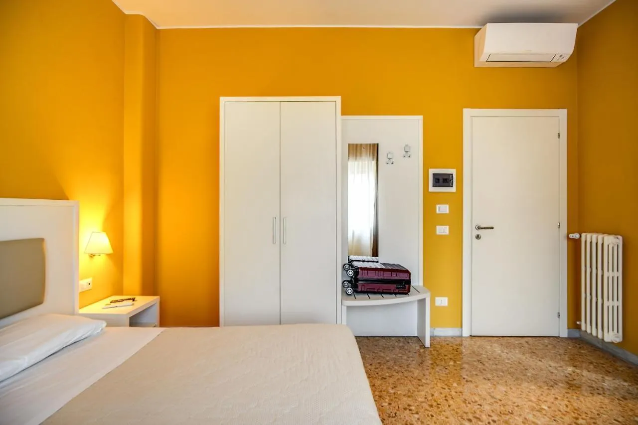 Guest house Casa Per Ferie Ravasco San Pietro Hotel Rome Italy